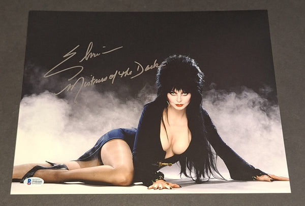 Cassandra Peterson autographed 11x14 Beckett Witness COA