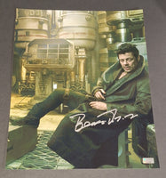 Benicio Del Toro autographed 11x14 Celebrity Authentics COA