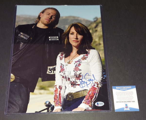 Katey Sagal autographed 11x14 Beckett COA